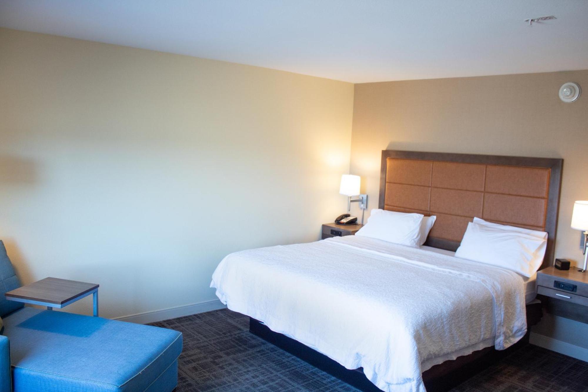 Hampton Inn&Suites Big Rapids, Mi Exterior foto