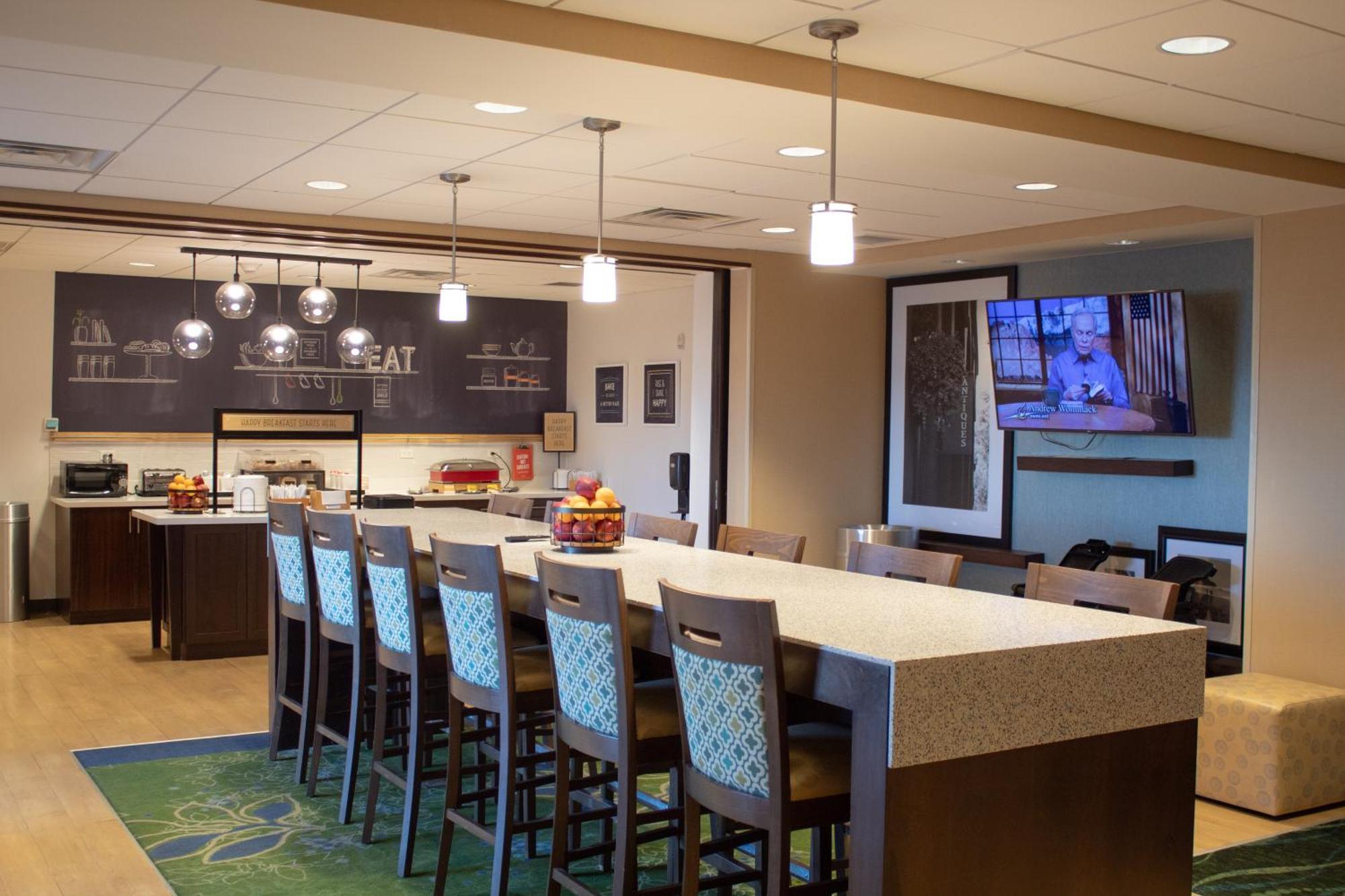 Hampton Inn&Suites Big Rapids, Mi Exterior foto